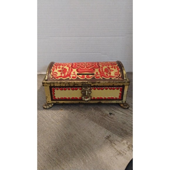 Vintage Fricke and Nacke Embossed Red & Gold Tin/Coin Bank, Western Germany - Picture 1 of 8